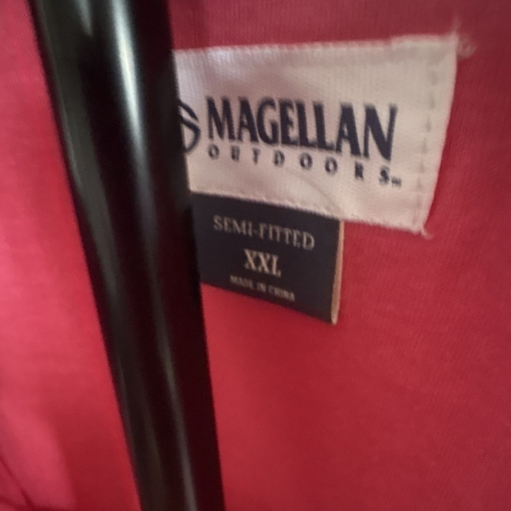 Magellan Outdoors Mens Semi-Fitted Solid Pink Zip Jacket XXL Rain Coat Hooded - Picture 2 of 2